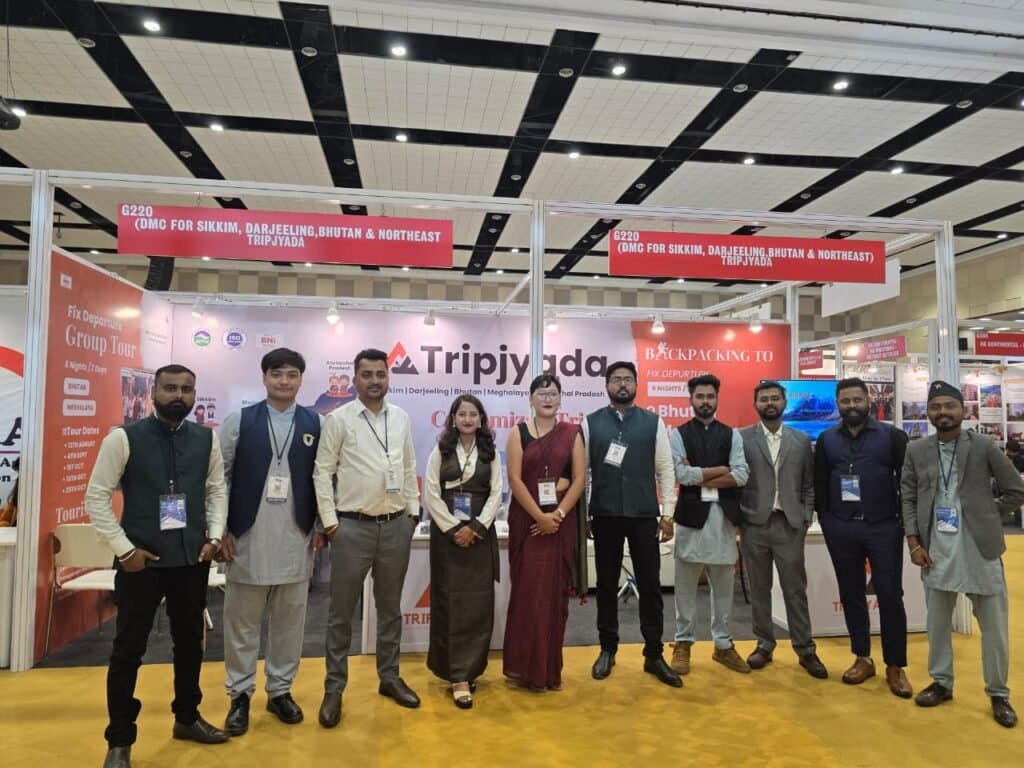 Tripjyada tour group photo